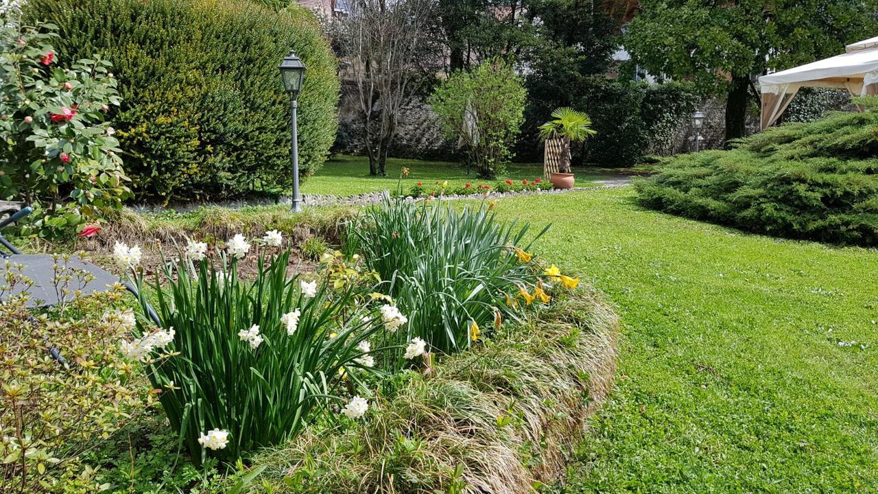Villa Del Cigno Lecco Buitenkant foto