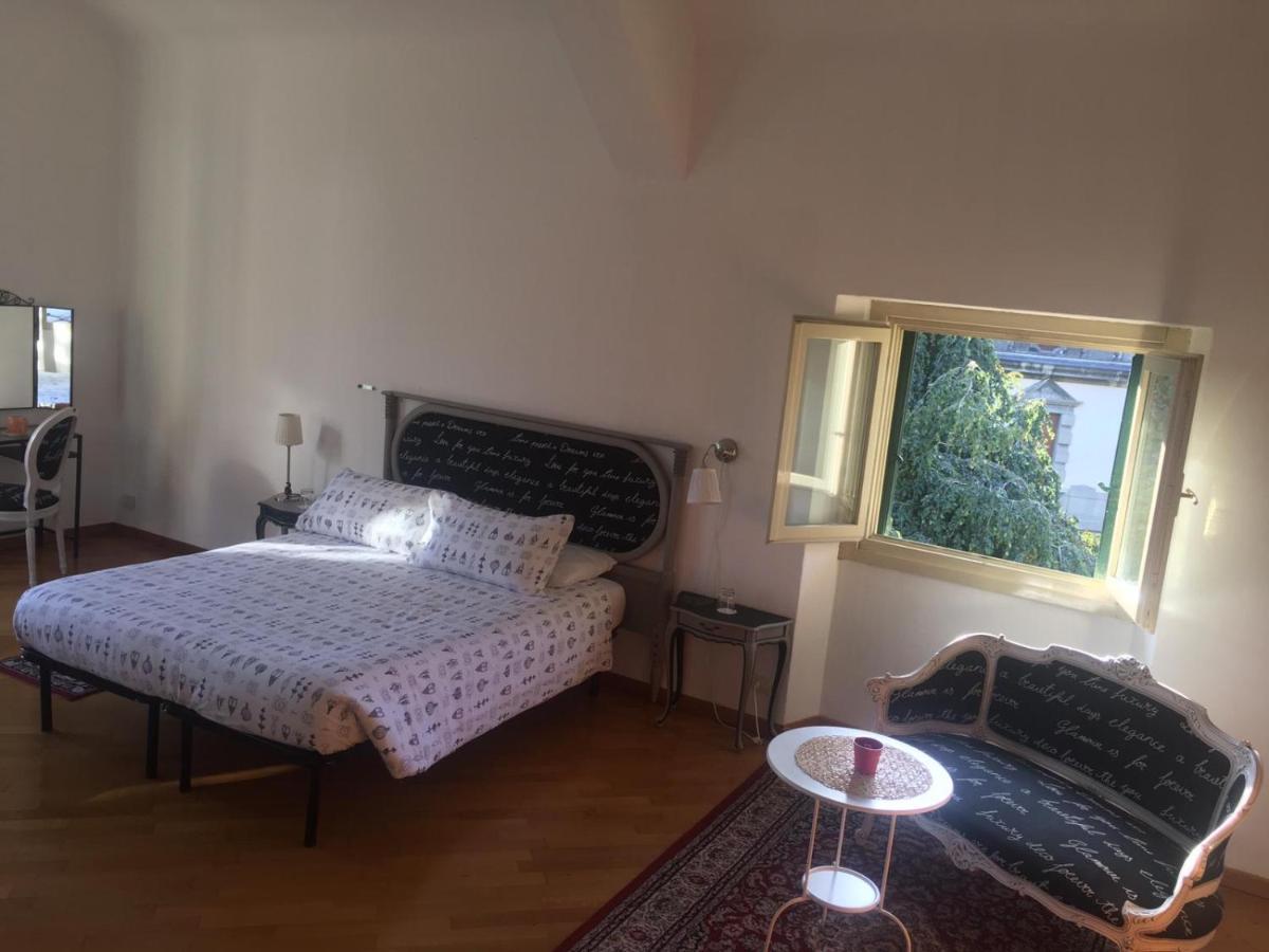 Villa Del Cigno Lecco Buitenkant foto
